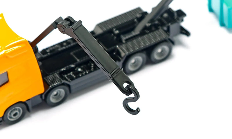 Siku Volvo Hooklift with Crane 1:87