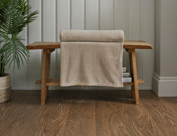 Snuggle Touch Microfibre Throws 140x180cm - Pebble
